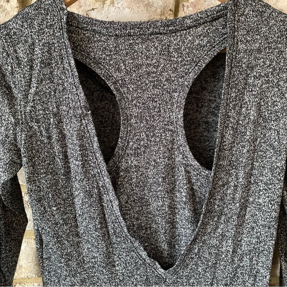 Athleta | Double Layered Pose Top | XXS - Picture 5 of 8